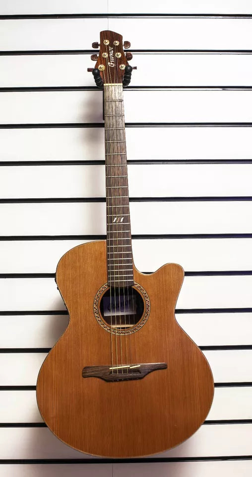 Guvnor GA707CE Electro Acoustic Jumbo Guitar CutAway & Steel Strings -