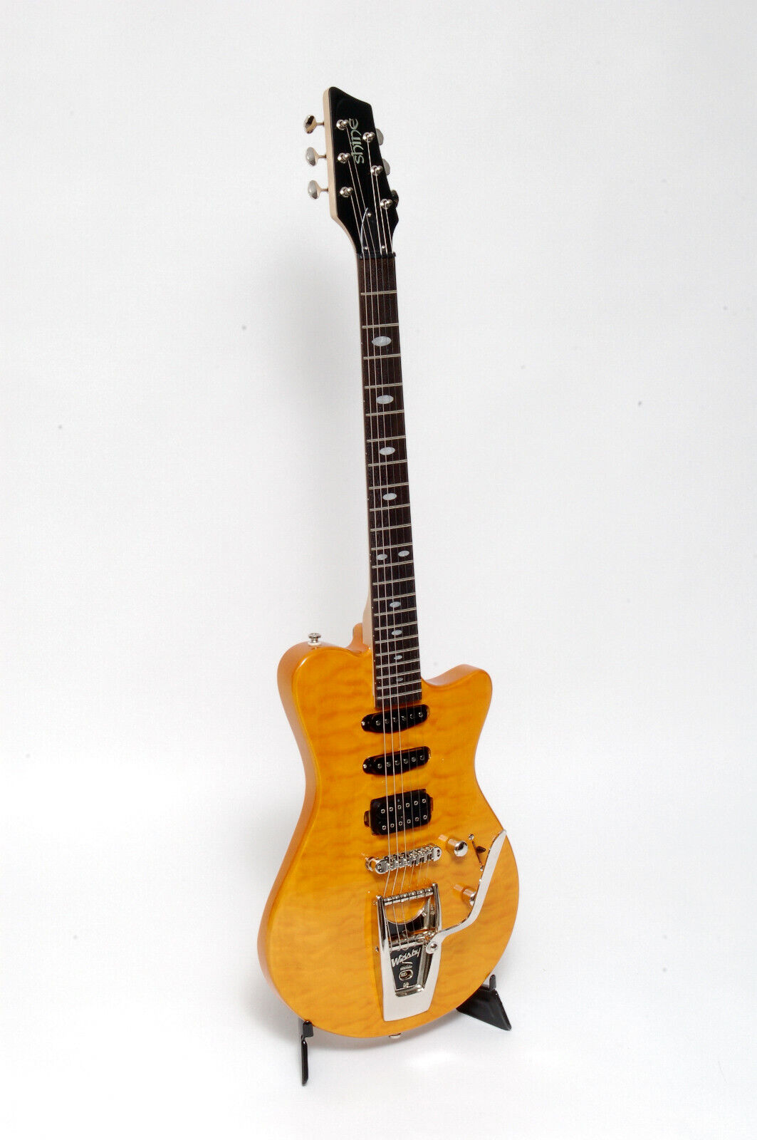 Electric Guitar Shine Vintage Style Wigsby Tremolo Amber SI-802 Maple Top - open - never used