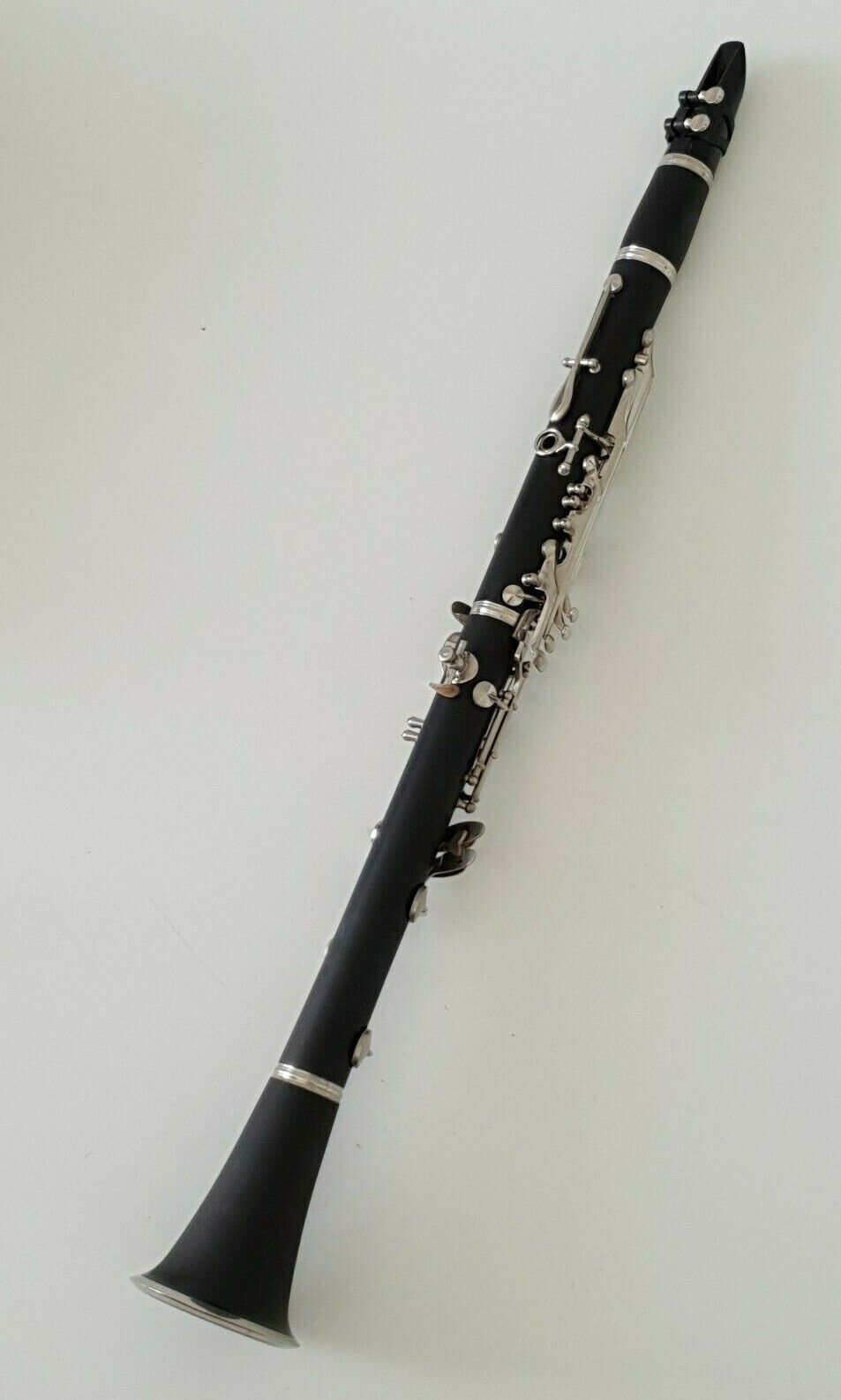 Clarinet in Bb - Brushed Black with Hard Case Complete Intermusic Student Outfit