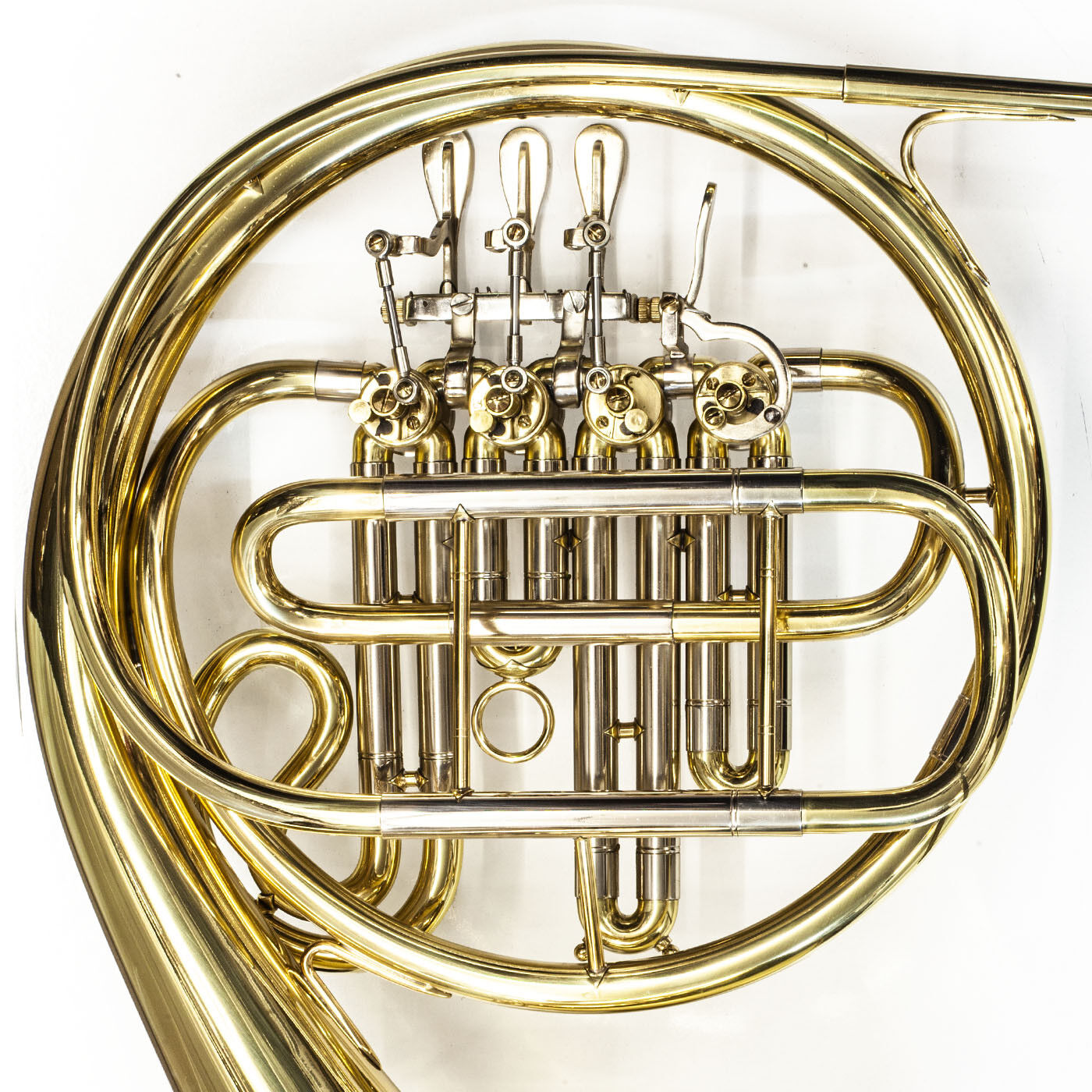 French Horn in Bb Single - Chase Student Oufit - Brass Finish - Hard Case - -