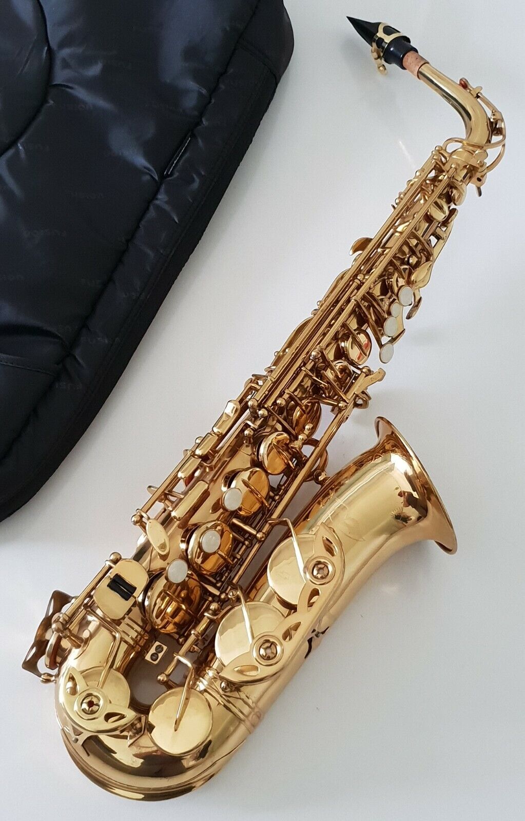 Alto Saxophone - Sax in Eb Gold Finish & Soft Case Complete Outfit By Chase - 1 | Excellent Condition  | Mildly Used | Clearance Sale