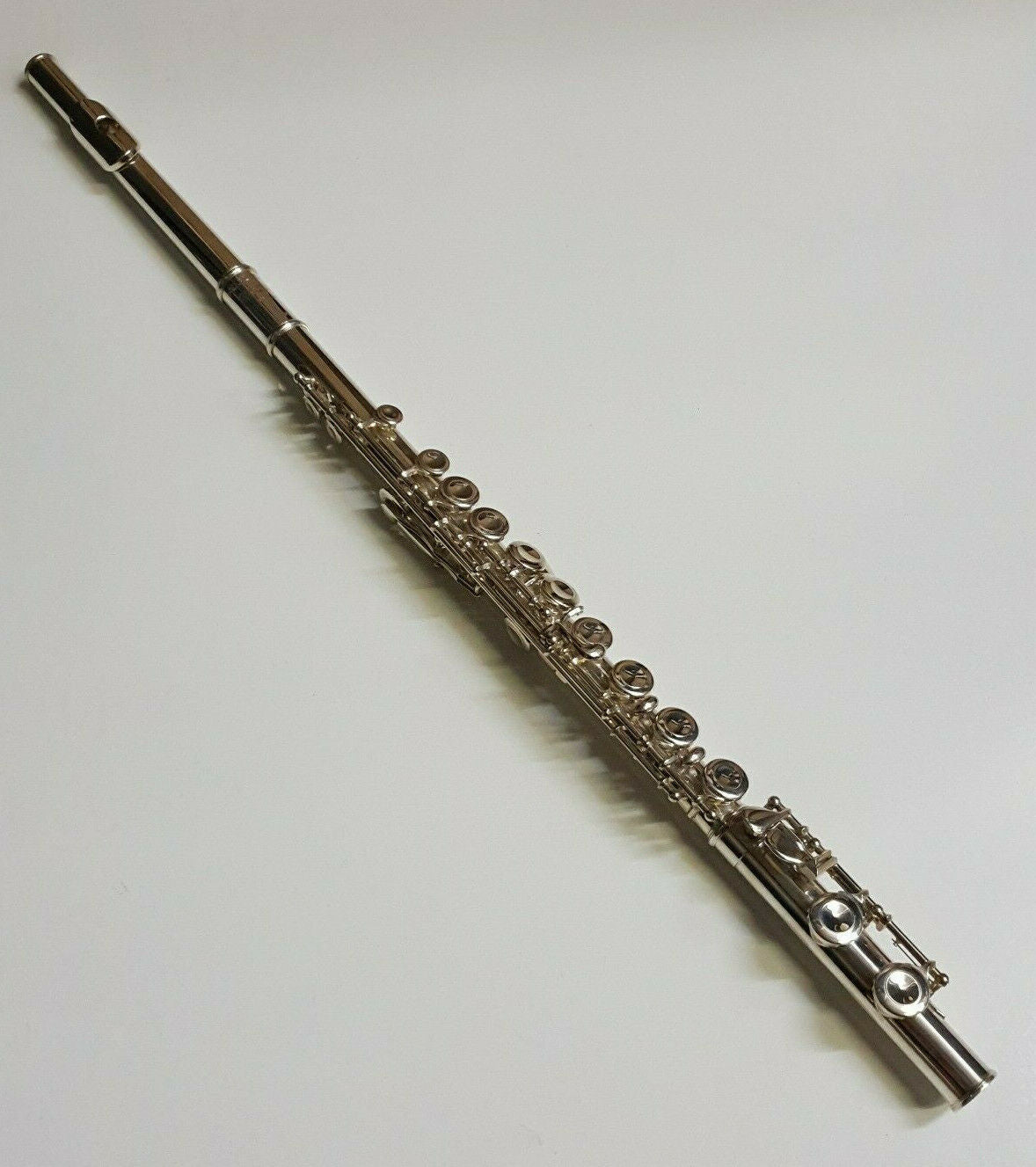 Pearl Flute PF501 with E Key in Silver Nickel In Hard Case - Complete Outfit ---
