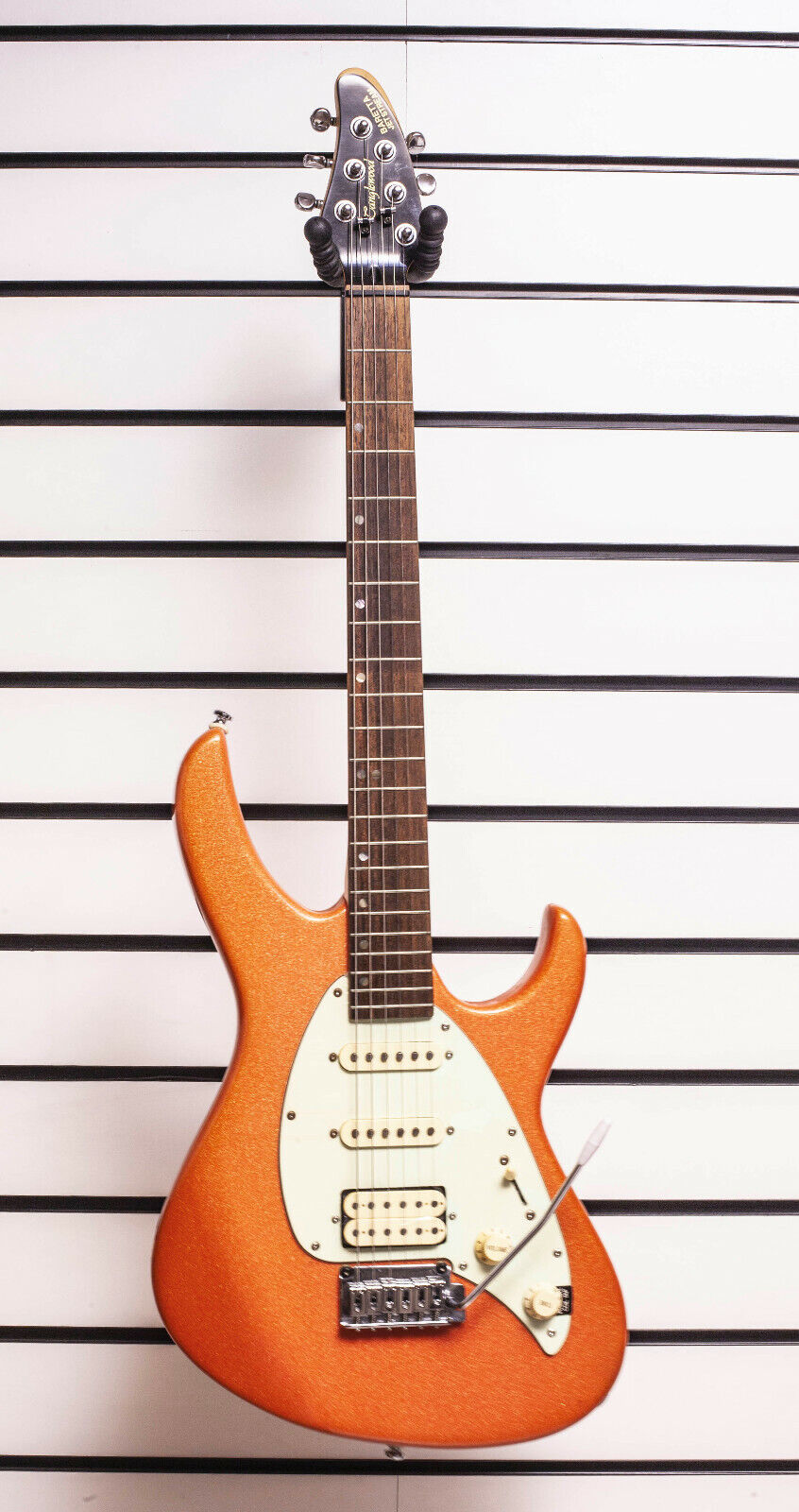 Tanglewood Baretta Jet Stream Electric Solid Body Guitar Orange Tremolo - - - -