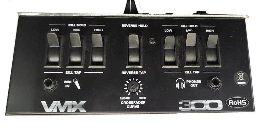 Behringer VMX300 VCA Controlled 3-Channel Pro DJ Mixer with Headphones Behringer VMX300 VCA Controlled 3-Channel Pro DJ Mixer with Headphones