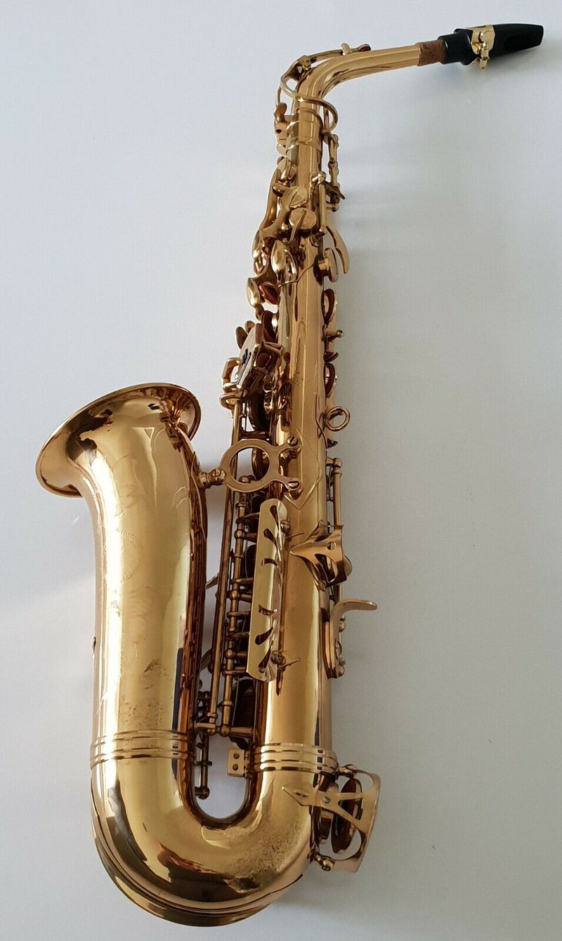 Alto Saxophone - Sax in Eb Gold Finish & Soft Case Complete Outfit By Chase - 1 | Excellent Condition  | Mildly Used | Clearance Sale
