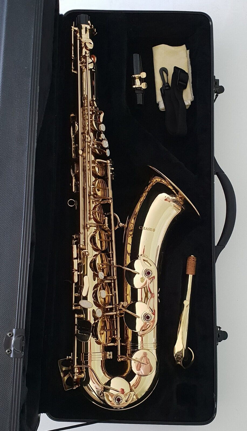 Saxophone Tenor Intermusic Bb Sax in Gold Finish & Hard Case Complete Outfit (Open Box)